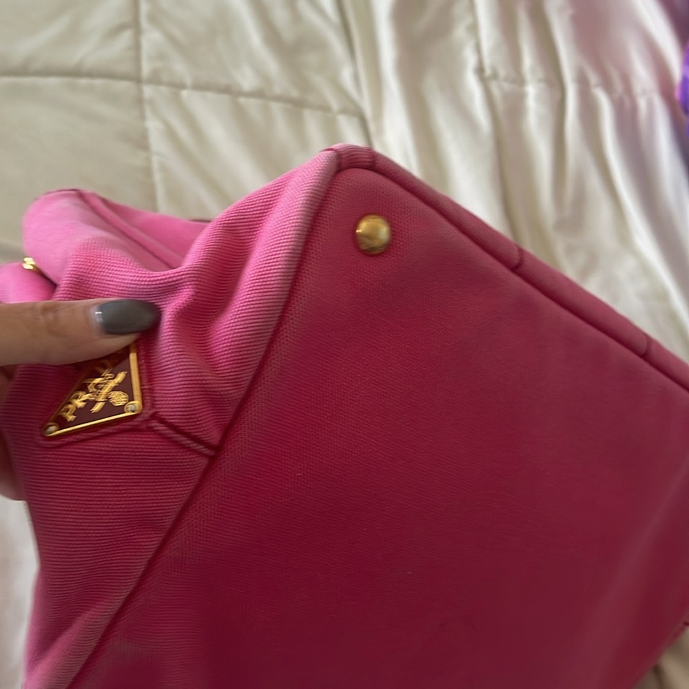 Prada Canapa Big - Picture 2 of 9